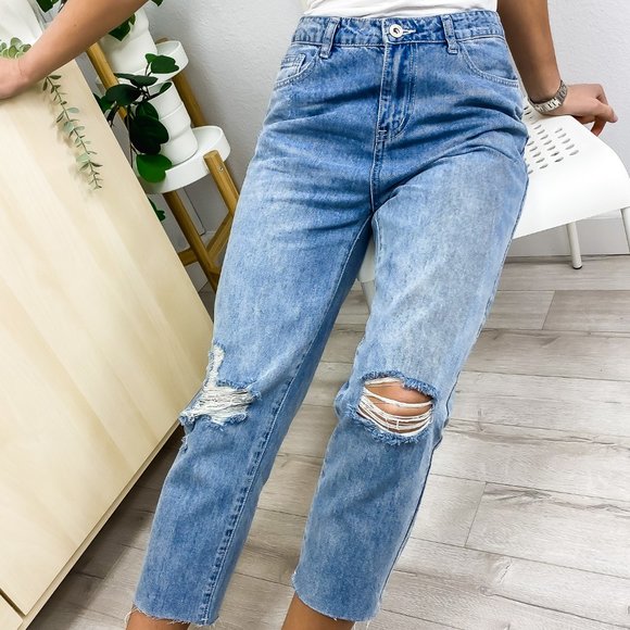 High Waist Ripped Boyfriend Jeans - Picture 7 of 8